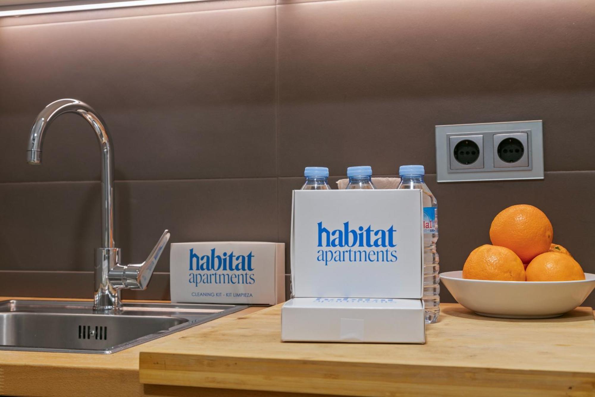Habitat Apartments Ferran Барселона Экстерьер фото